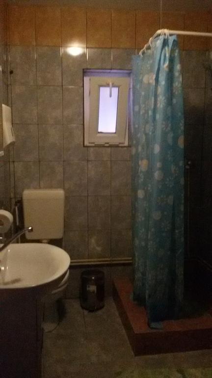 Hotel Casa Rodisa Turda Esterno foto