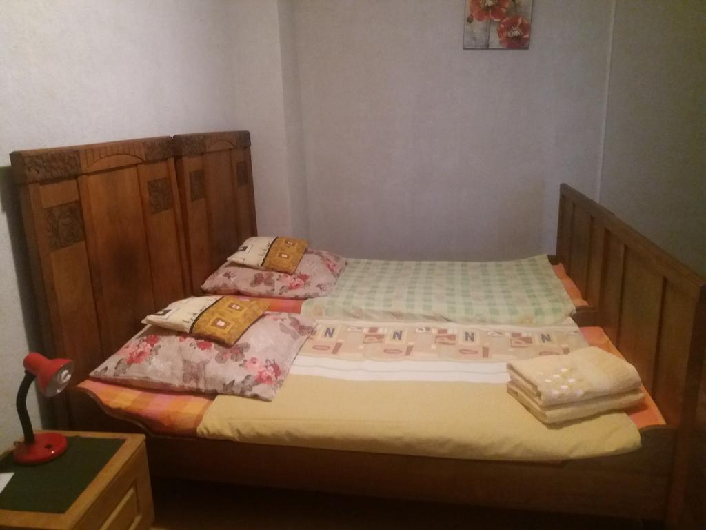 Hotel Casa Rodisa Turda Esterno foto