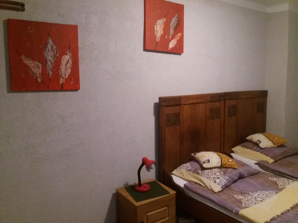 Hotel Casa Rodisa Turda Esterno foto