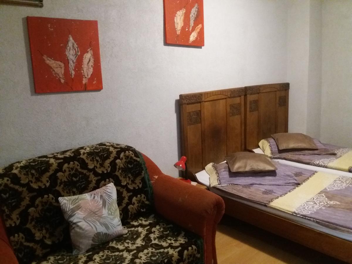 Hotel Casa Rodisa Turda Esterno foto